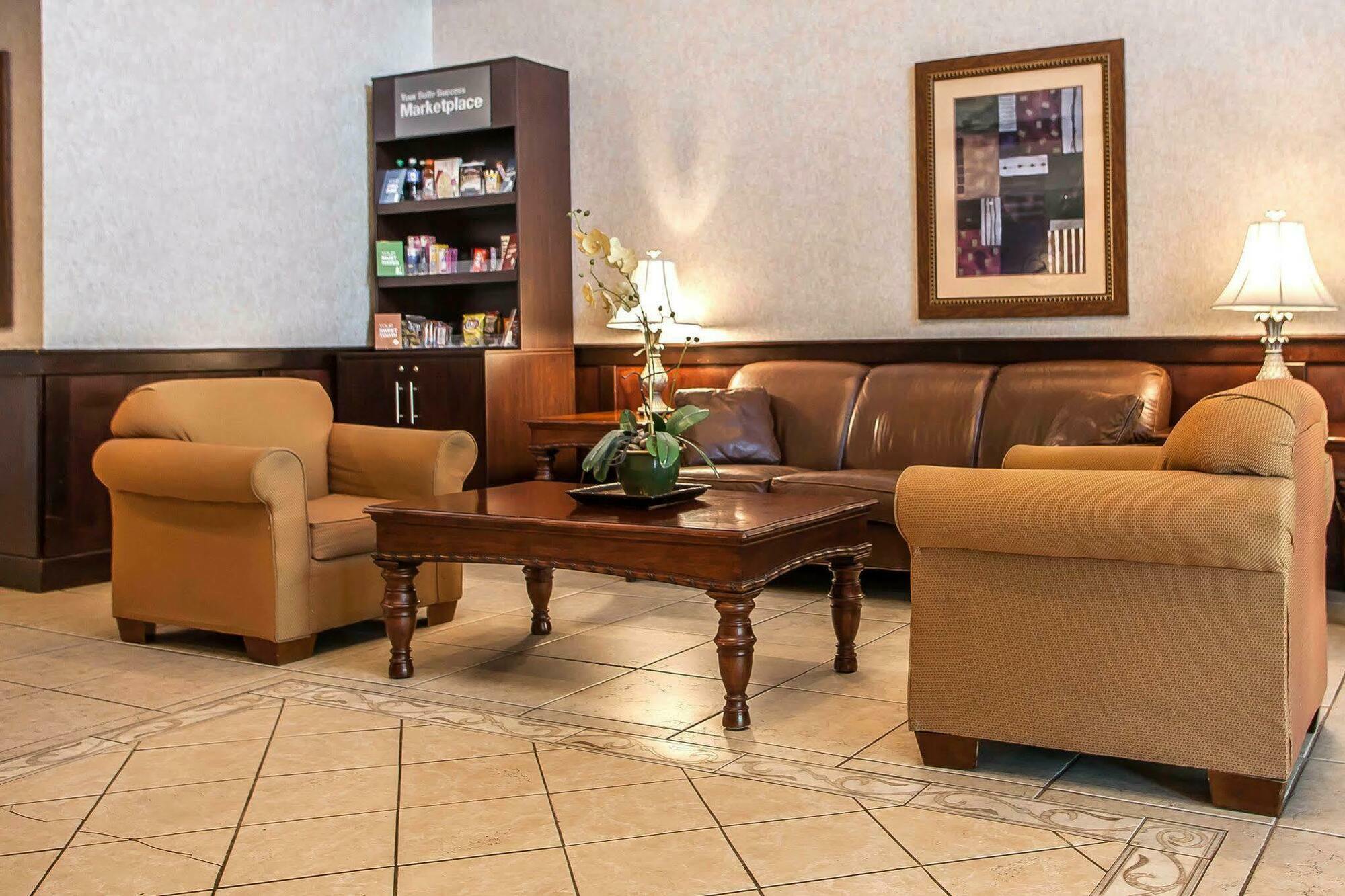 Hotel Comfort - South River
